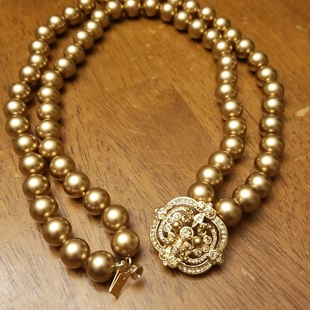 Copper color beaded necklace - Picture 8 of 8